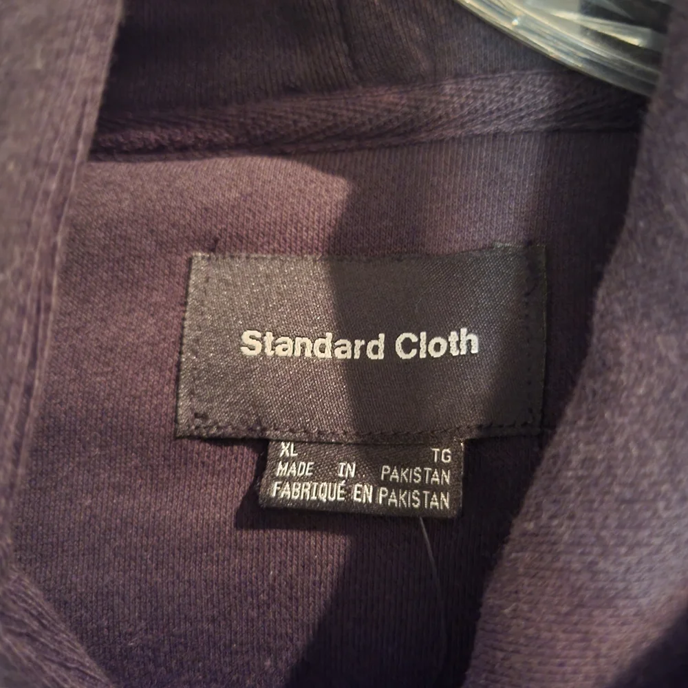 Urban Outfitters Men's Standard Cloth Hoodie With Logo Embroidered - Picture 6 of 6